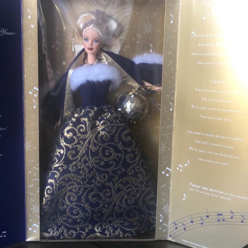 Barbie Ring in the New Year 2001